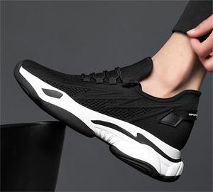 Chaussures d'ascenseur invisibles augmentant la hauteur pour hommes-Baskets de marche sportive tricotées à lacets légères noires - Product Image 1