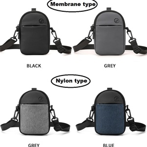 Sac à bandoulière unisexe personnalisé imperméable convertible en sac à dos de voyage, sac à dos de jour bandoulière pour femme, sac de poitrine pour homme - Product Image 6