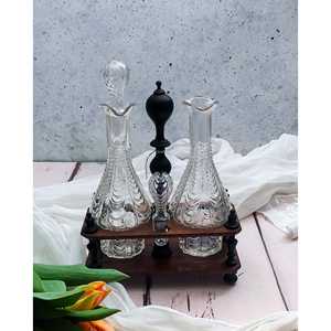 Ensemble huile et vinaigre en verre soufflé avec base en bois Vaisselle élégante - Product Image 2