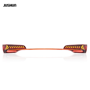 Feux arrière à LED pleine largeur Jushun Audi Q7 avec clignotants séquentiels 12V Modèle 2006-2015 - Product Image 2