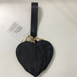 Porte-clés étanche en forme de cœur avec double <span class=keywords><strong>poche</strong></span>, mini pochette de poignet, accès facile, portefeuille minimaliste léger pour le transport quotidien en déplacement - Product Image 3