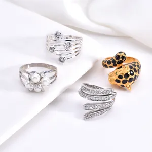 Perhiasan mode cincin kuningan desain populer epoksi perhiasan cincin mutiara