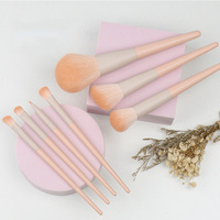 7pcs Trending Real Techniques Ensembles de pinceaux de maquillage Beauté Pinceau personnalisé de luxe pour maquillage Pinceau correcteur plat en cheveux synthétiques