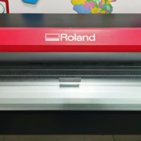 Imprimante à jet d'encre grand format Roland VersaEXPRESS RF-640 avec 8 chariots d'occasion à vendre
