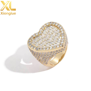 Nuevo Anillo de Moda con Baño de Oro de 18K, Estilo Hiphop Punk, con Cristales de Diamantes, para Mujer - Product Image 1