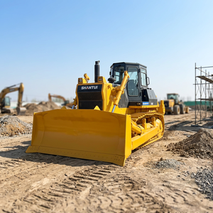 Bulldozer de orugas Shantui SD32 de segunda mano, modelo 2023, marca original, capacidad de apisonamiento de 6.5m, motor y bomba incluidos - Product Image 1