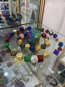 Fabrikpreis 16MM Kartenspiel-Würfel PTCG 6-seitiger Blutenergie-Zähler Poke Mon Kartenwürfel Werbeartikel - Product Image 6