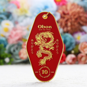 Porte-clés personnalisé avec logo 3D, motif en émail or et argent, alliage de zinc, métal, vente en gros, cadeau tendance, porte-clés pour hôtel et motel - Product Image 4