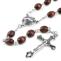 Collier de croix ovale sculpté en bois marron, offre spéciale, perles en forme de cœur, chapelet, centre de table religieux et catholique