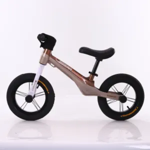 新款12英寸婴儿MAG合金框架儿童镁推平衡自行车婴儿第一自行车步行者自行车无踏板