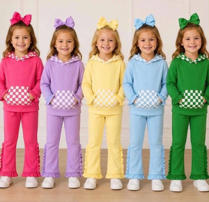 Conjunto de Sudadera con Capucha de Manga Larga y Pantalones con Volantes de Algodón Estampado Personalizado para Niñas de 0 a 16 Años, Atuendos Festivos Lindos, Boutique Trendyism, Suave como la Leche - Product Image 1