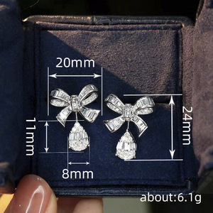 Orecchini a perno con fiocco e zirconi da donna, gioielli alla moda scintillanti e dolci da principessa - Product Image 4