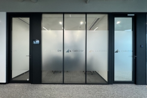 <span class=keywords><strong>Cloison</strong></span> modulaire en verre facile à installer, double vitrage, ignifuge, mobilier <span class=keywords><strong>de</strong></span> bureau - Product Image 6