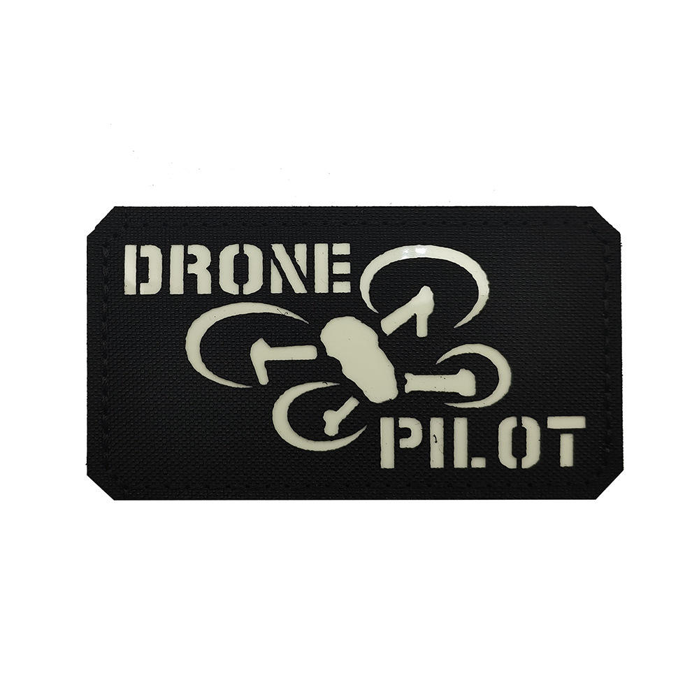 M00392-6 (Motif Papillon Noir et Blanc Lumineux)