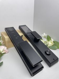 สมาร์ทล็อคประตู WiFi พร้อมระบบจดจำใบหน้า ลายนิ้วมือ บัตร รหัสผ่าน แอพพลิเคชั่น คีย์การ์ด  วัสดุอลูมิเนียมอัลลอย สำหรับประตูไม้และเหล็ก - Product Image 4