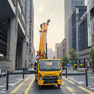 Camion de travail aérien monté sur camion d'exploitation à haute <span class=keywords><strong>altitude</strong></span> de 32m pour la lutte contre l'incendie - Product Image 1