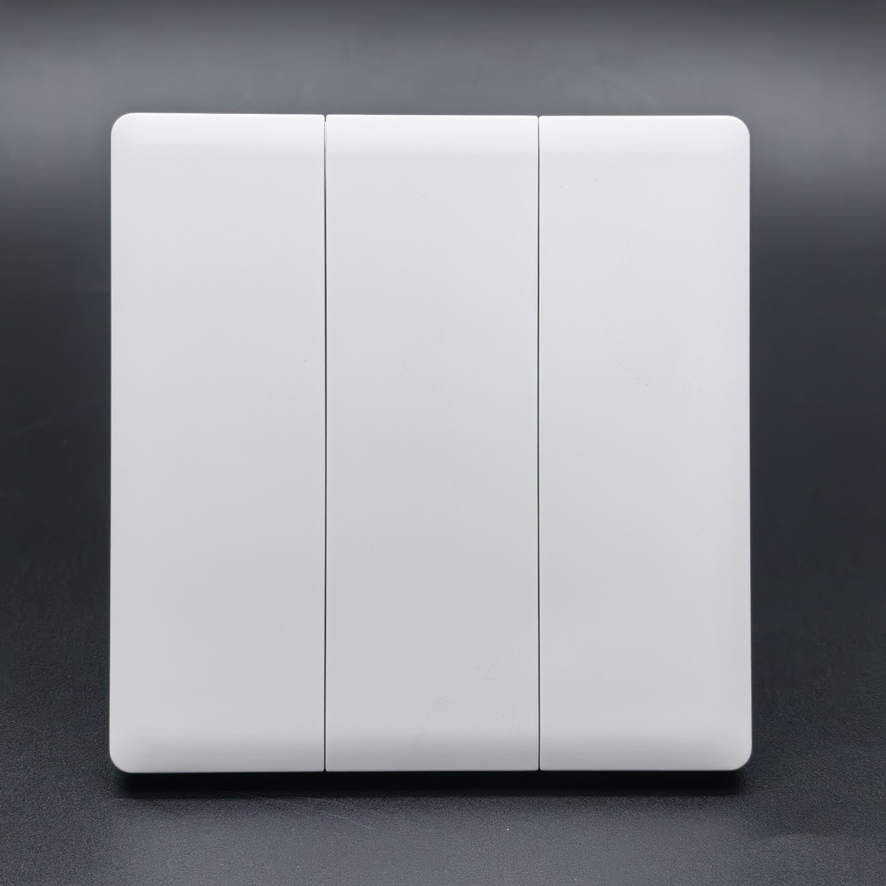 Wholesale Customized British 250V 13A UK Standard Wall Switch 15A Universal Socket Light 1 Gang 2 Way Wall Switch