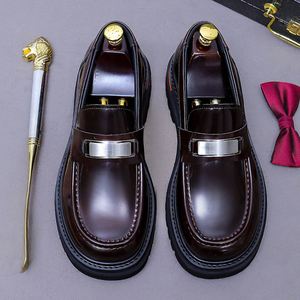 Bottes en cuir de vachette ASTON M.JAZZ 2025 pour homme, collection Printemps-Été, à semelle épaisse, à lacets, montantes, à bout pointu, idéales pour le bureau, la carrière et les soirées. - Product Image 4