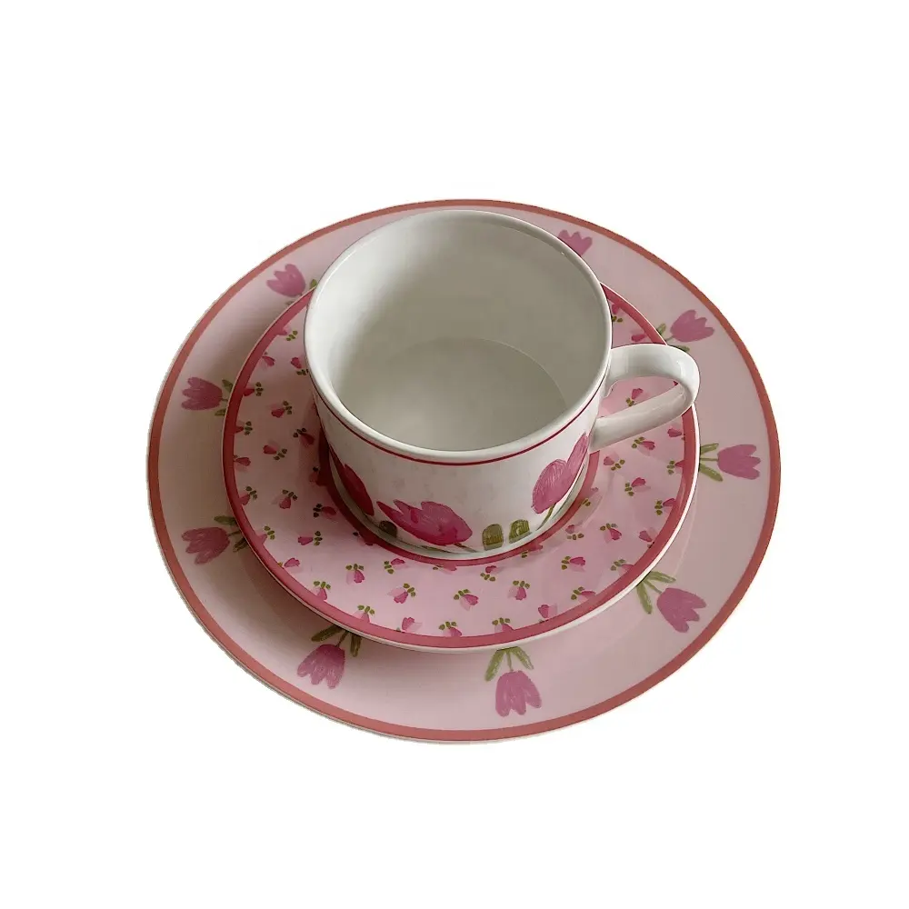Набор керамических чашек и блюдца для чая