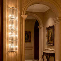 Applique murale de luxe moderne en cristal K9, luminaire mural vertical long pour couloir d'hôtel, villa, escalier