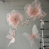 Grande fleur artificielle géante en organza rose à suspendre au plafond pour la décoration de toile de fond de mariage, vitrine de centre commercial, grande fleur en soie