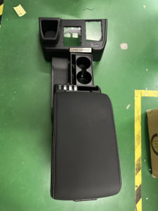 UPSZTEC para <span class=keywords><strong>Toyota</strong></span> <span class=keywords><strong>Land</strong></span> <span class=keywords><strong>Cruiser</strong></span> LC70 y FJ <span class=keywords><strong>Cruiser</strong></span>, caja de reposabrazos de lujo Central para modificación <span class=keywords><strong>Interior</strong></span> de coche, caja de almacenamiento para coche - Product Image 3