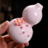 Vas Bunga Keramik Mini Pink Buatan Tangan untuk Bunga Segar dan Kering, Hiasan Porselen, Botol Dekorasi Rumah, Hadiah Kreatif, Grosir