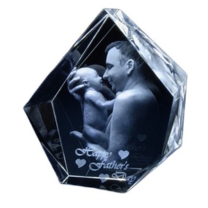 Trophées et récompenses en cristal 3D K9 de qualité supérieure, forme iceberg, biseautés, gravés au laser, autres objets artisanaux en cristal - Product Image 1