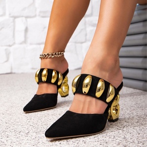 Nouvelles Chaussures de Mariée Noires à Talons Hauts pour Femmes, Style Été-Automne, avec Boucles Dorées, Tige en PU, Soutien de la Voûte Plantaire, Conception Confortable - Product Image 3