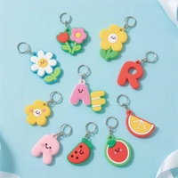 Porte-clés personnalisé en caoutchouc souple 3D, style lettre et fleur, unisexe, cadeau pour clés de voiture