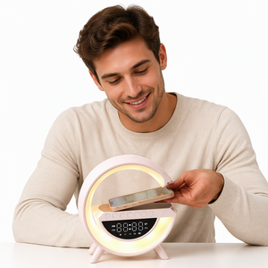 Altavoz Multifuncional en Forma de G 2026, Cargador Inalámbrico, Luz Ambiental RGB, Reloj Despertador, Suministro al por Mayor de Fábrica para Promociones - Product Image 3