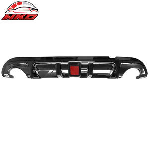 Protector de Parachoques Trasero para Infiniti Q50 2014-2017, Negro Brillante, Luz de Freno LED, Difusor de PP, Accesorios para Automóviles - Product Image 1