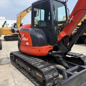 รถขุดขนาดเล็ก Kubota U55 5.5 ตัน พร้อมบูมออฟเซ็ต ได้รับการรับรองมาตรฐาน CE และ EPA มีจำหน่าย - Product Image 3