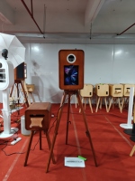 Photomaton portable rétro en bois, support triangulaire pliable, idéal pour les fêtes/mariages
