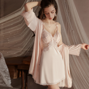 <span class=keywords><strong>Pyjama</strong></span> en Satin Deux Pièces Chemise de Nuit Rouge Transparente Robes de Femmes en Soie Robe en Satin Blanc Grande Taille Vêtements de Nuit pour Hommes - Product Image 2