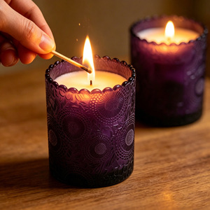 Bougies parfumées à la <span class=keywords><strong>rose</strong></span> personnalisées transfrontalières, fabriquées en usine, haut de gamme, prêtes à offrir, en cire de soja, dans des pots en verre, durée de combustion de 3 à 7 jours - Product Image 2