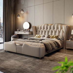 Muebles de dormitorio de lujo italianos para el hogar, camas modernas de <span class=keywords><strong>madera</strong></span> de metal dorado, tamaño King, <span class=keywords><strong>cabecero</strong></span> de cuero, sábanas tapizadas, tamaño King - Product Image 1