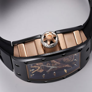 Montre mécanique de sport de luxe en forme de baril avec cadran rotatif et verre saphir pour homme, idéale pour le quotidien et les activités de plein air - Product Image 4