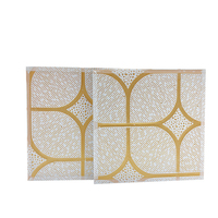 Plaques de plâtre en PVC, plaques de gypse, feuilles de marbre, plastique, vinyle, bambou, dalles de plafond acoustiques, panneaux muraux 3D à Dubaï, prix bas