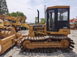 Haute qualité utilisé pour D3C Bulldozer Core moteur composants de récipient à pression 2016 modèle 0.65m seau 7000kg poids de fonctionnement élevé - Product Image 4