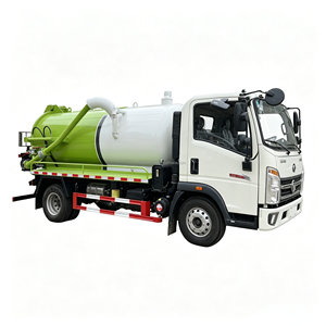 Camión de Succión de Aguas Residuales Ligero Sinotruk HOWO 4x2 de 5 cbm (5000 Litros), Camión Limpiador de Tanques Sépticos - Product Image 1
