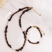 Ensemble collier et bracelet en perles d'eau douce naturelles, pierres irrégulières créatives, bijoux de luxe légers faits à la main pour femmes et filles, cadeau
