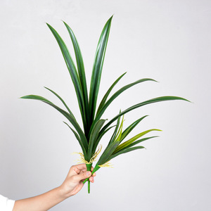 Flower Delight - Hojas Artificiales de Cymbidium, Resistentes al Agua, Decoración para el Hogar - Product Image 2