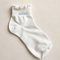 Chaussettes courtes personnalisées à volants, broderie de lettres, coton doux, chaussettes décontractées pour femmes