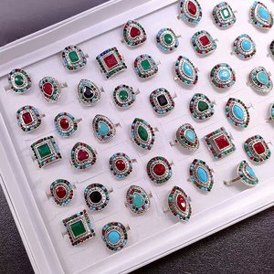 Nuovo Anello da Uomo Retrò Esagerato, Anello con Gemma Imitazione, Anello con Pietra Colorata in Cristallo e Zircone, Gioielli Regalo - Product Image 3