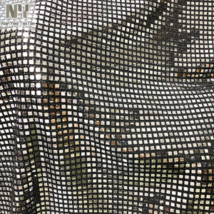 Nanyee Textil Reflectante Espejo Plata <span class=keywords><strong>Pegado</strong></span> Lentejuelas 4 Way Spandex Glitter Knit Fabric Pequeño Cuadrado Confeti - Product Image 6