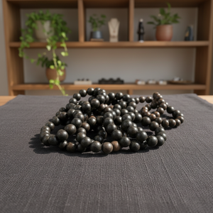 Grand bracelet en perles d'agarwood noir du Vietnam de 18 mm, style bouddhiste vintage pour hommes et femmes - Product Image 1