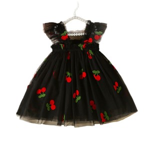 Vestido de niña de comercio exterior con diseño de cereza 3D de ganchillo, malla suave y tratamiento delicado, dulce y adorable. - Product Image 5
