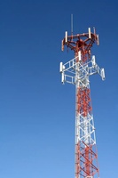 Tour tubulaire triangulaire autoportante |   Support à 3 pieds pour montage d'antenne cellulaire