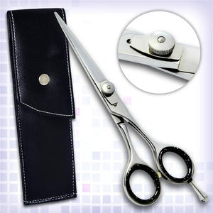 กรรไกรตัดผมมืออาชีพ Dh-6.0 นิ้ว สแตนเลส 440C หัวตรง ด้ามจับขนาดกลาง สำหรับใช้ในงานเสริมสวย - Product Image 3